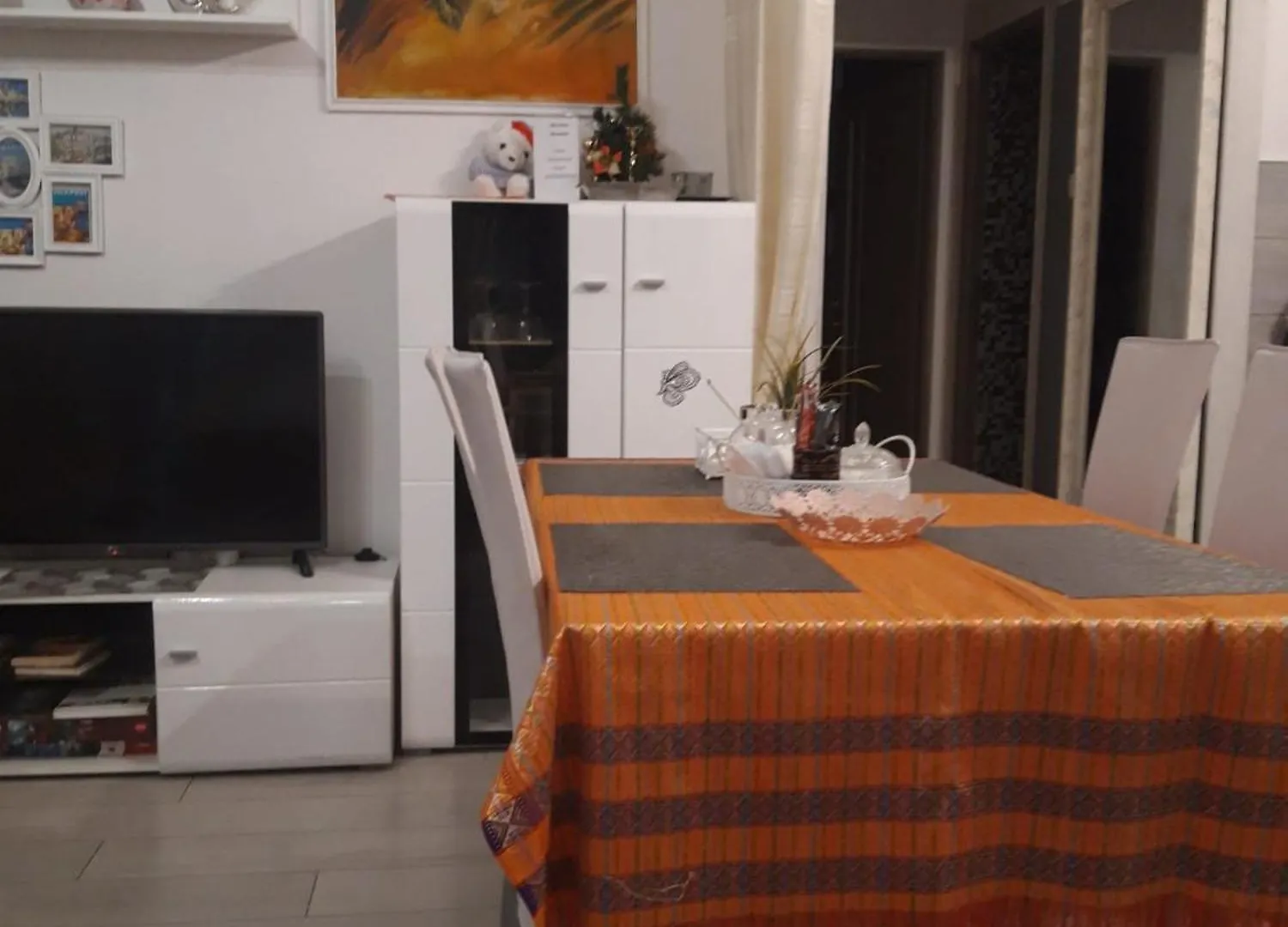 Grey Orchid Apartment - Studio Budapest