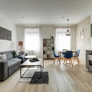 Apartment Atosland